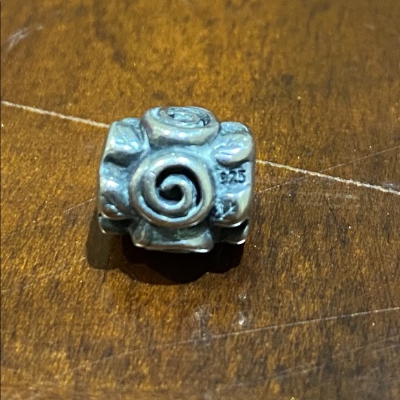 Pandora Charms - Picture 4 of 5